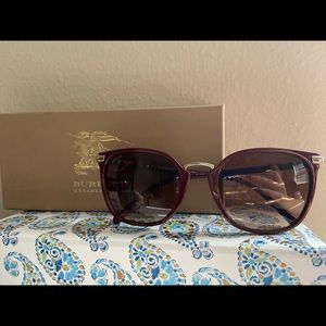Burberry BE4262 Sunglasses